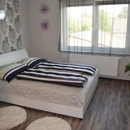 Gyarmati Apartman Siófok Exterior foto